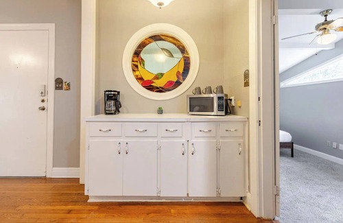 Cherrywood House | Austin Charm: 2Bed/2Ba/Flex Bungalow with office and deck. Central to Everything