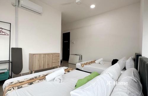 Tebrau Apartment | Austin Duta Super Semi D Huge Event Space BBQ