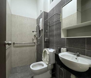 Taman Mount Austin House | Austin Home 10 mins to LS Yijia
