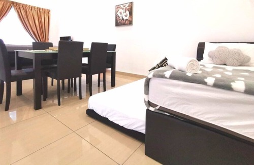 Tebrau Apartment | Austin Manhattan (WIFI) @ JB City Homestay 新山民宿