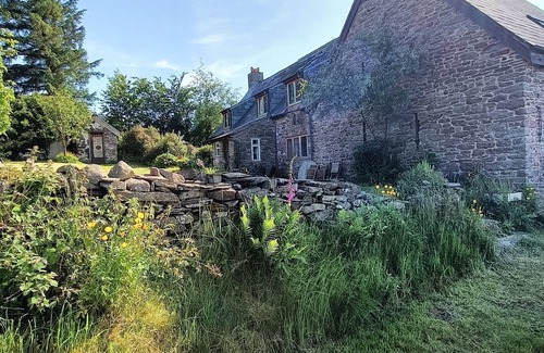 Brecon Cottage | Authentic farm Cottage in the Brecon Beacons National Park