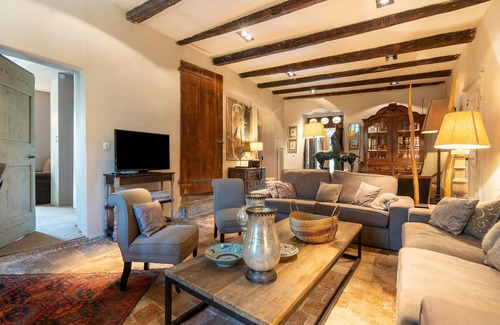 Labeaume House | Authentic former farmhouse with swimming pool