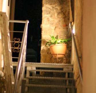 Jaffa Apartment | Authentic Jaffa Home in Maronite Quarter