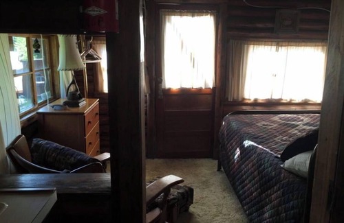 Northome Cabin | Authentic Log Cabin Pet Friendly Northshore Bay Resort Island Lake