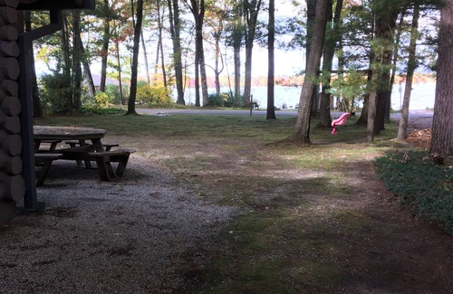 Baldwin House | Authentic Log Cottage on Wolf Lake
