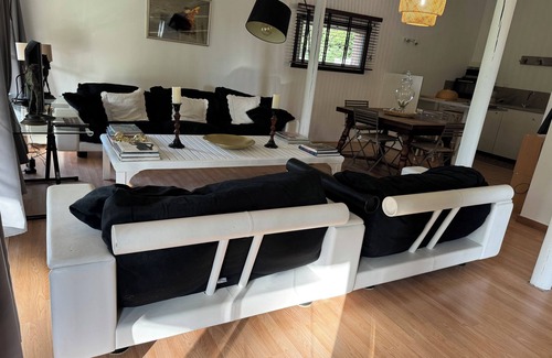 Cavaillon Cottage | Authentic Luberon, lodge-style house in the heart of nature
