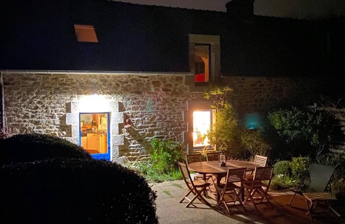 Tregunc Cottage | Authentic stone Penty 1.5 kms from the beach