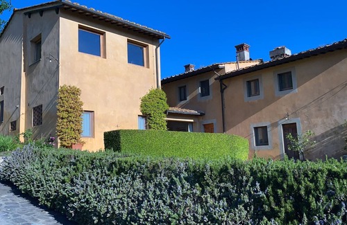 Rignano sull'Arno Villa | Authentic Tuscan Villa close to Florence - Stunning Swimming Pool - Wi Fi n