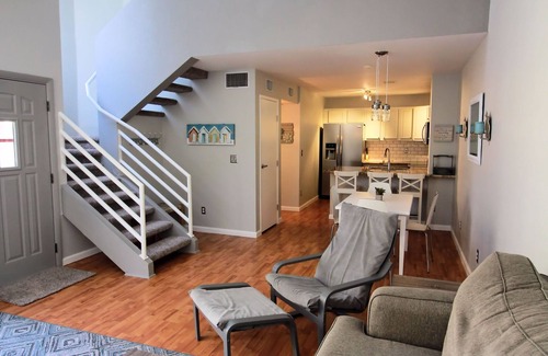 Tucson Condo | Available Now! Just On The Market! Newly Renovated!