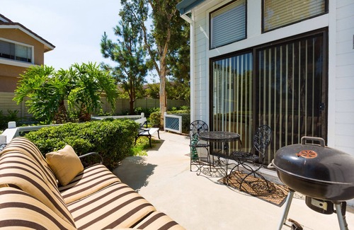Woodbridge House | Available Oct 15th. Clean & Quiet Townhome, Irvine Woodbridge - Pool & Spa