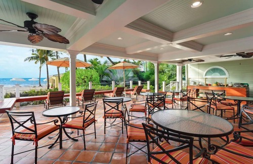 Uptown - Upper Duval Hotel | Avalon 2 Queen Room at Southernmost Beach Resort – 3 Onsite Pools & Beach Access