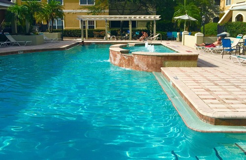 Clearwater Condo | Avalon At Clearwater. Renovated, 2 Bedroom,2 Bath Condo. NEAR CLEARWATER BEACHES
