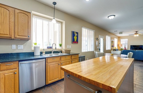 Crystal Gardens House | Avondale Abode: Pool, Lake Views & On-Site Fishing