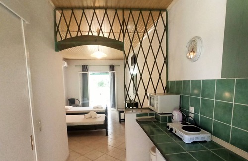 Kavos Apartment | Avonlea Garden Studio A4