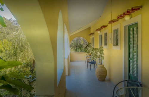 Kavos Apartment | Avonlea Garden Studio A4