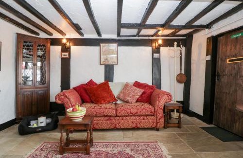 Tewkesbury House | Avonmede