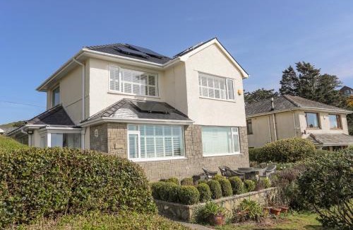 Criccieth House | Awelfryn