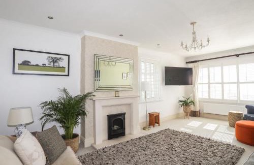 Criccieth House | Awelfryn
