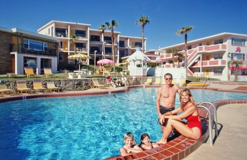 Cate Gray Villa | Awesome 3 Bedroom Oceanfront Luxury Apartment - Enhanced Cleaning