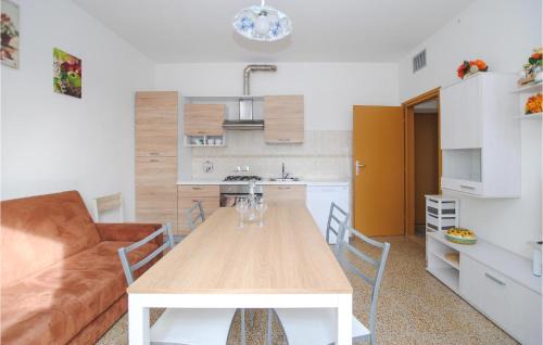 Montecatini Terme House | Awesome Apartment In Montecatini Terme