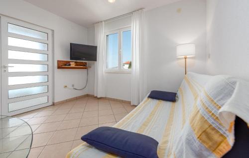Lukovo Sugarje Apartment | Awesome Apartment In Lukovo Sugarje