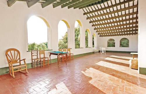 Vilanova del Valles House | Awesome home in Vilanova del Vallès