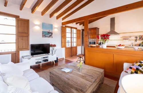Andraitx House | Awesome home in Andratx with Wi-Fi
