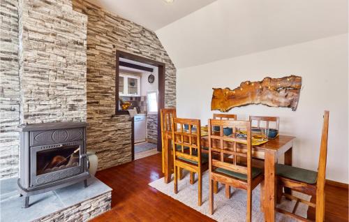 Pokupsko House | Awesome Home In Augustanovec With Wifi