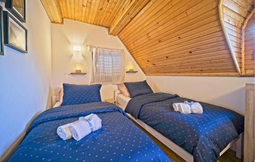 Duga Resa House | Awesome Home In Donji Zvecaj With Sauna
