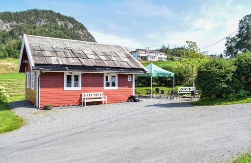 Strandvik House | Awesome home in Fusa with sauna