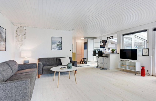 Kelstrup Strand House | Awesome home in Haderslev with kitchen