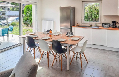Hirel House | Awesome home in Hirel with WiFi