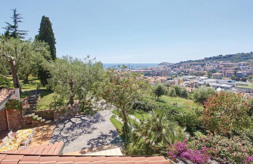 Imperia House | Awesome home in Imperia -IM-