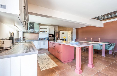 Travaillan House | Awesome home in Travaillan