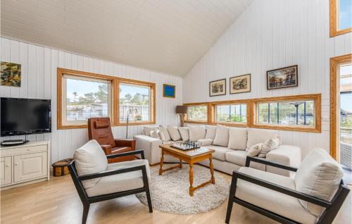 Aure House | Awesome Home In Tustna With Wifi