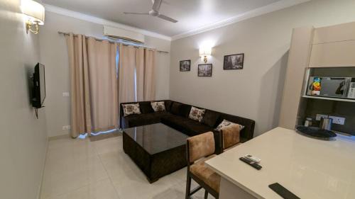 Gurugram Villa | Ayaansh Resort- Westin Sohna Complex 1 - 3 - 4- 7 - BHK