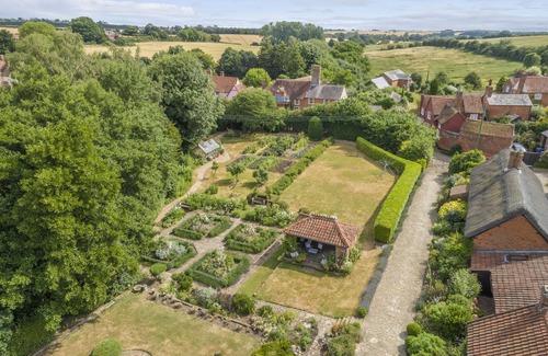 Ipswich Cottage | Ayres End Studio - Thatched cottage sleeping two guests
