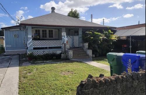 Little Havana House | Azucar Miami