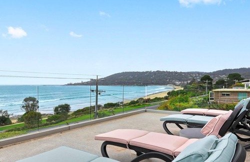 Lorne House | Azure - Absolute Beachfront Luxury, Wifi, Spa