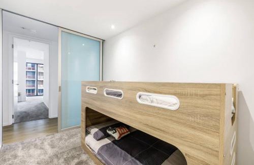 Southbank Apartment | 'Azurine' An Elegant Nordic Style Family Residence