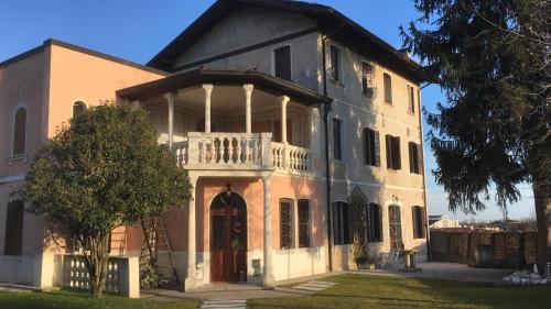 Caneva Bed & Breakfast | B&B Ernestine Family Home
