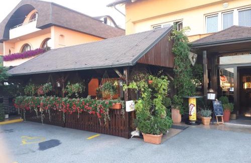 Kraljevec Sesvetski Bed & Breakfast | B&B Gurman
