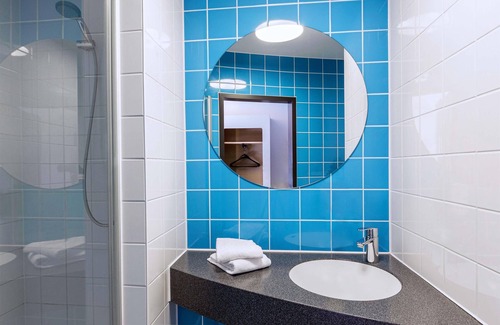 Duisburg Mitte Hotel | B&B Hotel Duisburg Hbf-Süd