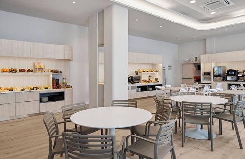 Viana Hotel | B&B Hotel Logroño Las Cañas