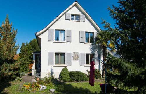 Pratteln Bed & Breakfast | B&B Kalimera Pratteln