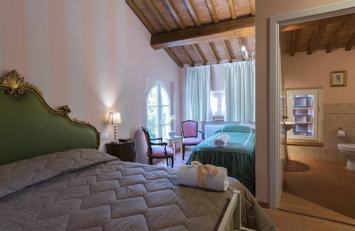 Lucca Historical Center House | B&B La Chiusa Delle Monache
