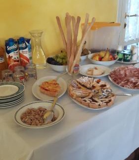 Maiolo Bed & Breakfast | B&B Le Due Rocche