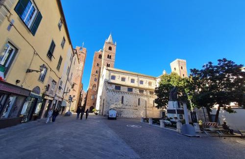 Albenga Bed & Breakfast | B&B Residenza d'epoca "La nostra casa tra le torri"