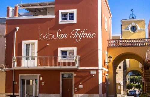 Adelfia Bed & Breakfast | B&B San Trifone