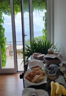 Pieve Ligure Bed & Breakfast | B&B Villa Shiverty